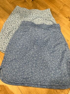 Peter Millar Women's Blue Floral A-Line golf skort size XS 50 SPF lot of 2